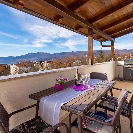 Gorgeous Apartment In Rijeka With Kitchen Ngoại thất bức ảnh