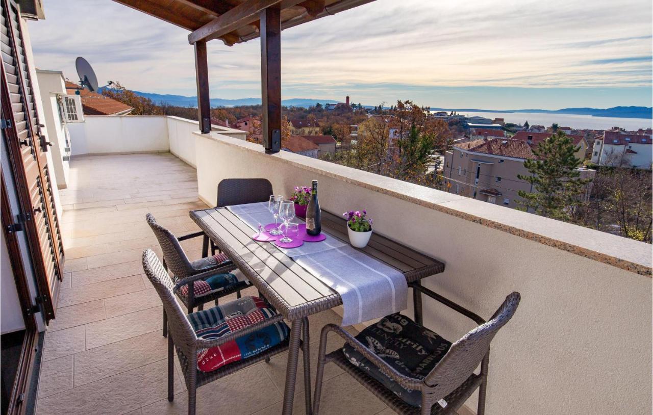 Gorgeous Apartment In Rijeka With Kitchen Ngoại thất bức ảnh