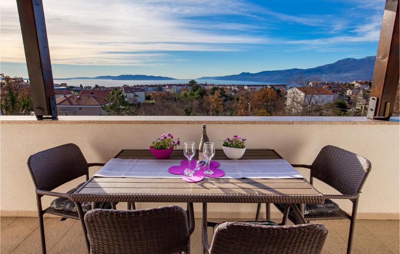 Gorgeous Apartment In Rijeka With Kitchen Ngoại thất bức ảnh