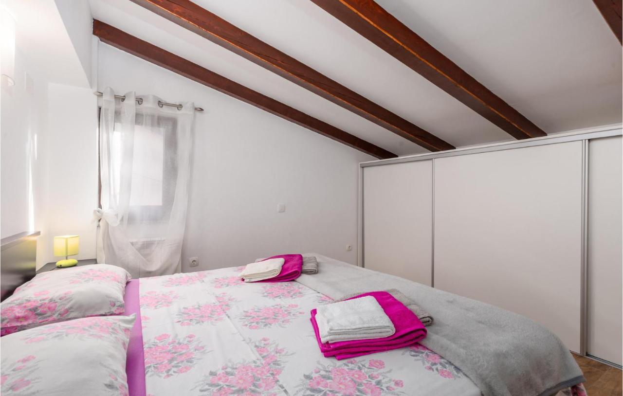 Gorgeous Apartment In Rijeka With Kitchen Ngoại thất bức ảnh